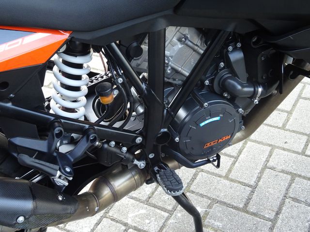 ktm - 1090-adventure