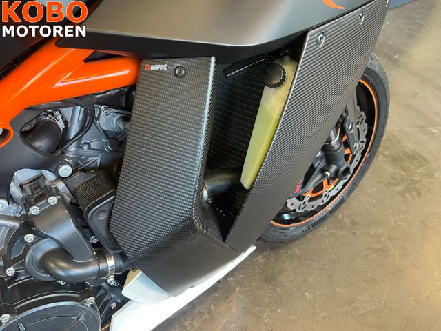 ktm - 1190-rc-8-r