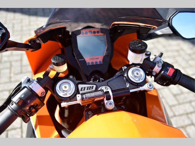 ktm - 1190-rc-8-r-red-bull-edition