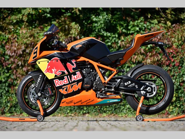 ktm - 1190-rc-8-r-red-bull-edition