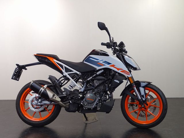 ktm - 125-duke