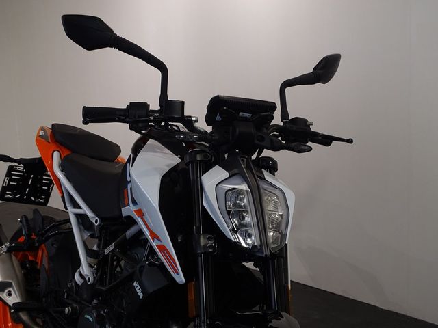 ktm - 125-duke