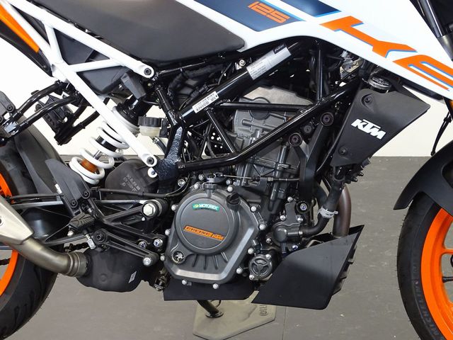 ktm - 125-duke