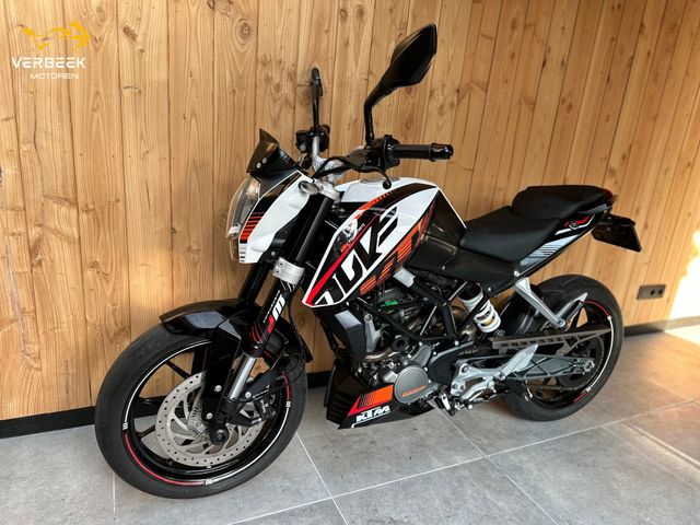 ktm - 125-duke