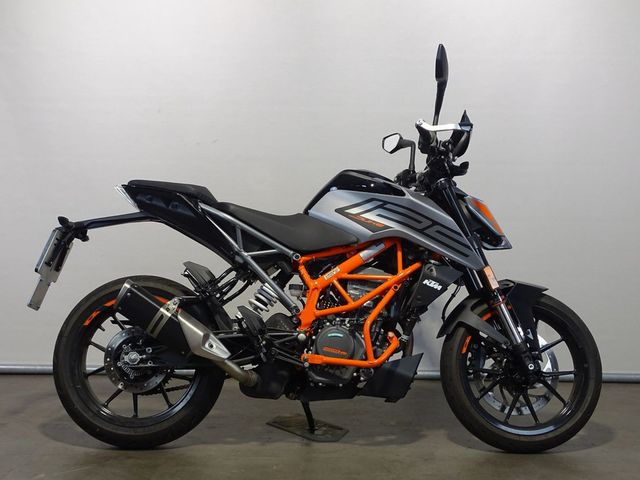 ktm - 125-duke