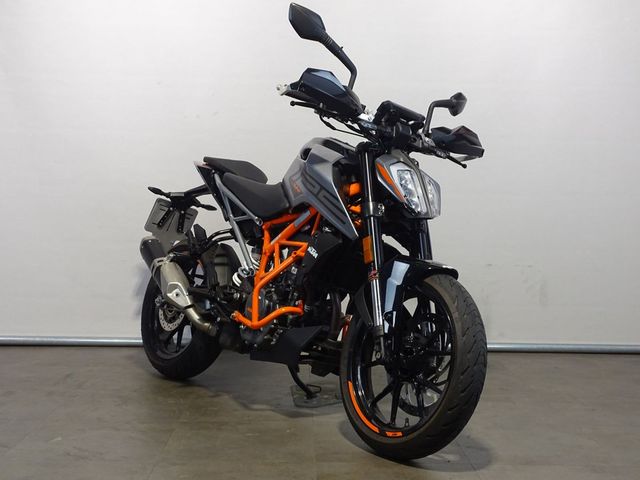 ktm - 125-duke