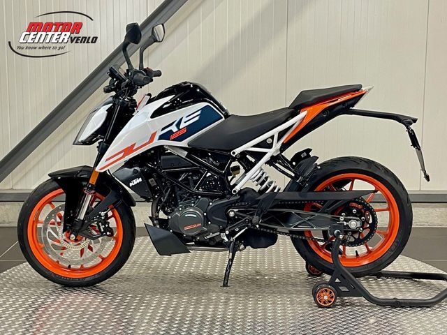 ktm - 125-duke