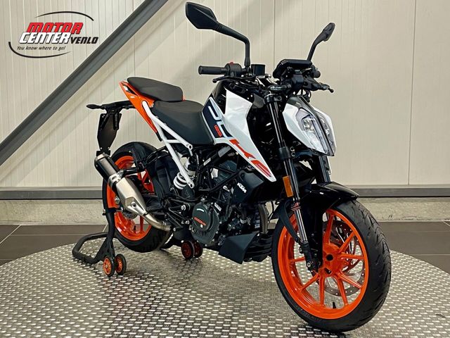 ktm - 125-duke