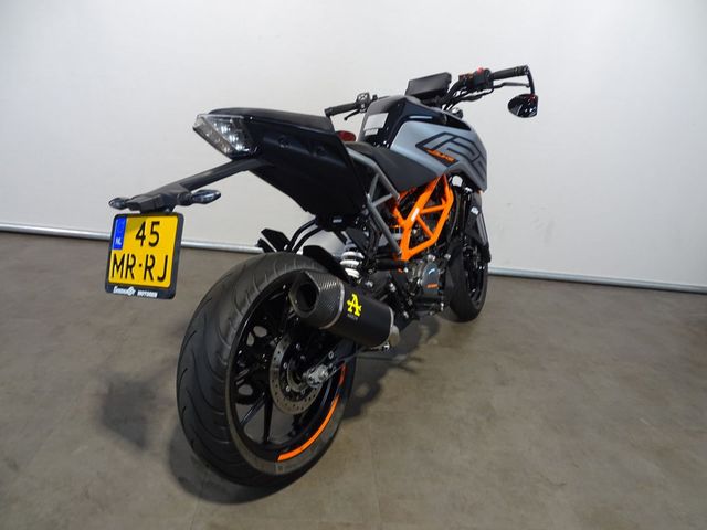 ktm - 125-duke