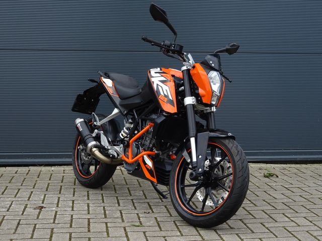 ktm - 125-duke