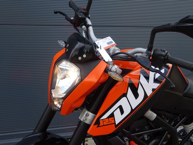 ktm - 125-duke