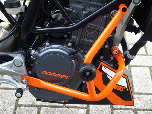 ktm - 125-duke