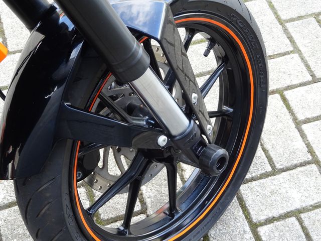 ktm - 125-duke