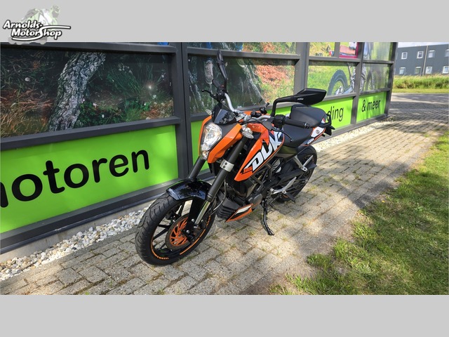 ktm - 125-duke