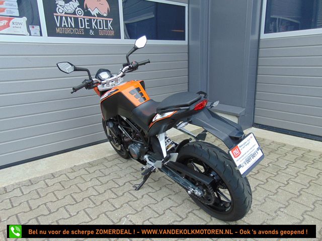 ktm - 125-duke