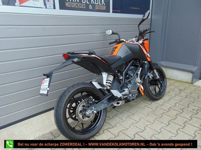 ktm - 125-duke