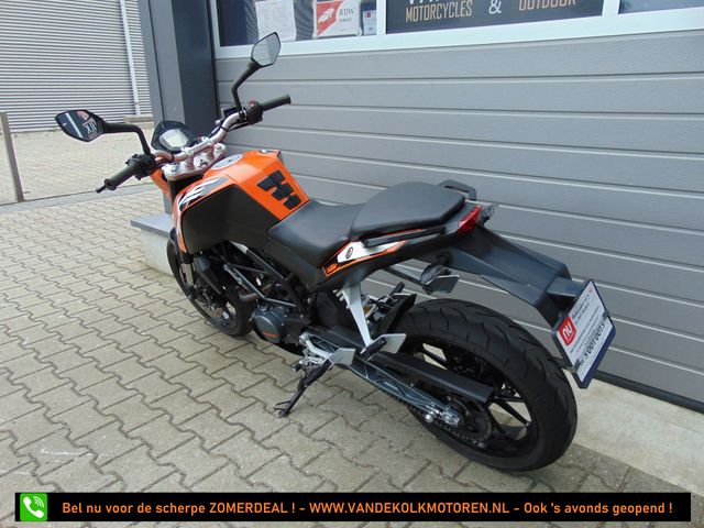 ktm - 125-duke