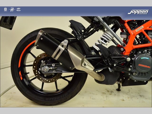 ktm - 125-duke