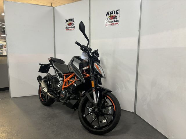 ktm - 125-duke