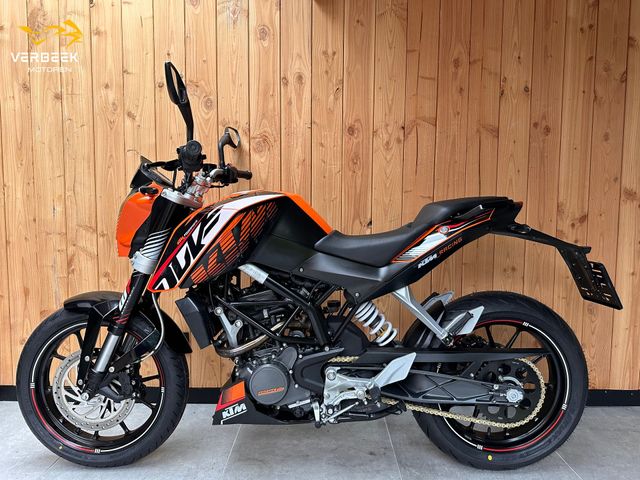 ktm - 125-duke