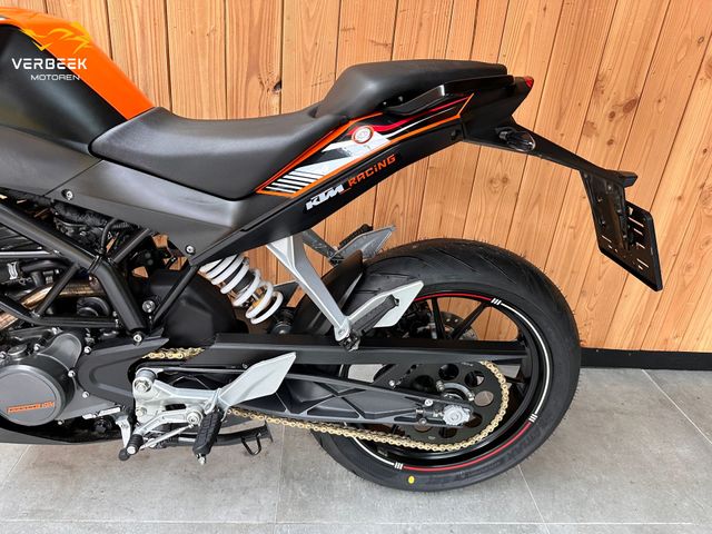 ktm - 125-duke