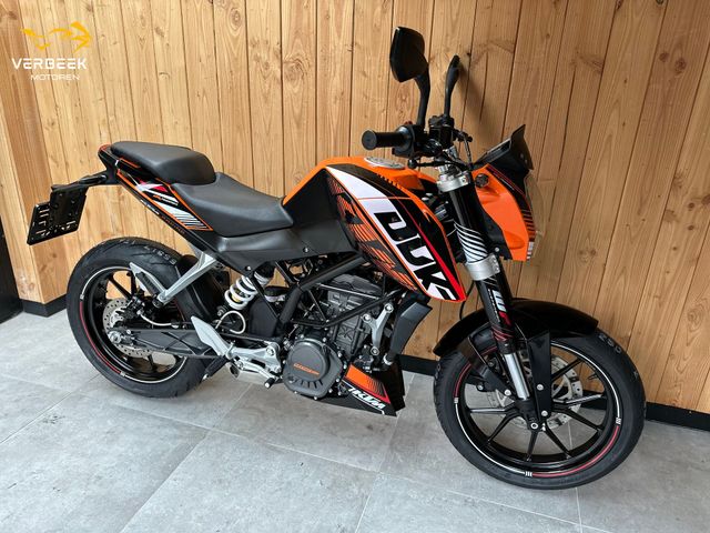 ktm - 125-duke