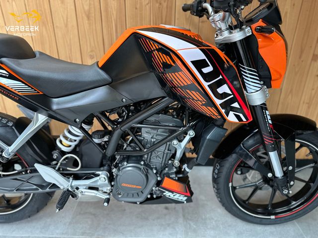 ktm - 125-duke