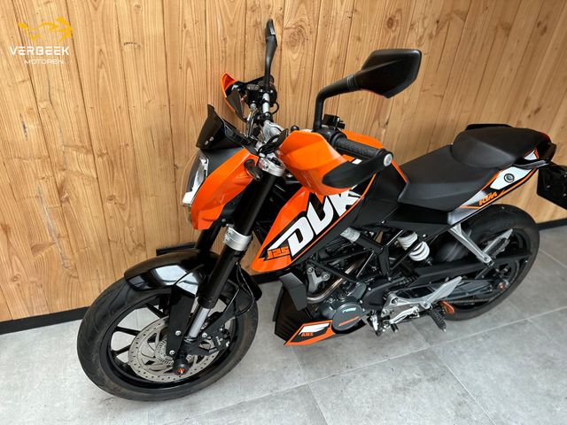 ktm - 125-duke