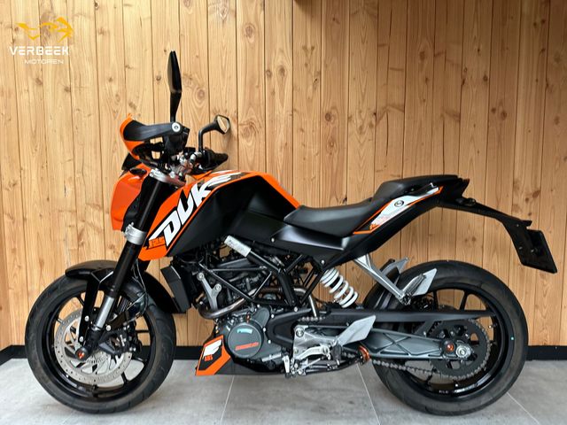 ktm - 125-duke