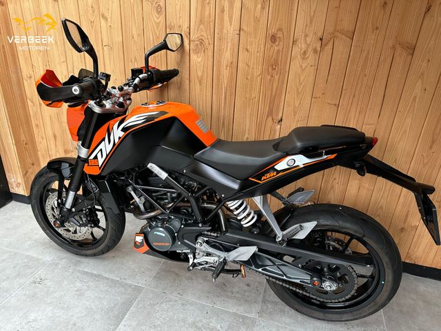 ktm - 125-duke