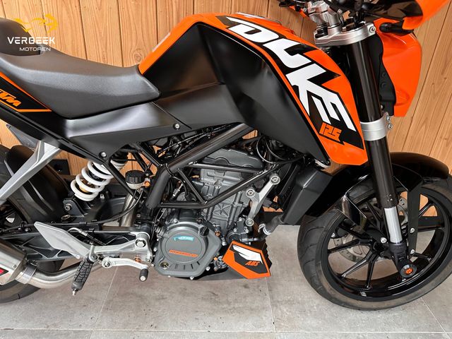 ktm - 125-duke