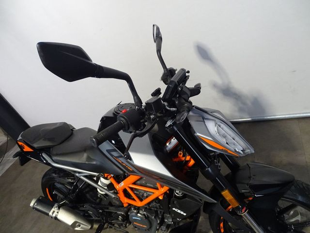 ktm - 125-duke