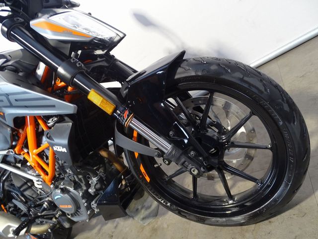 ktm - 125-duke