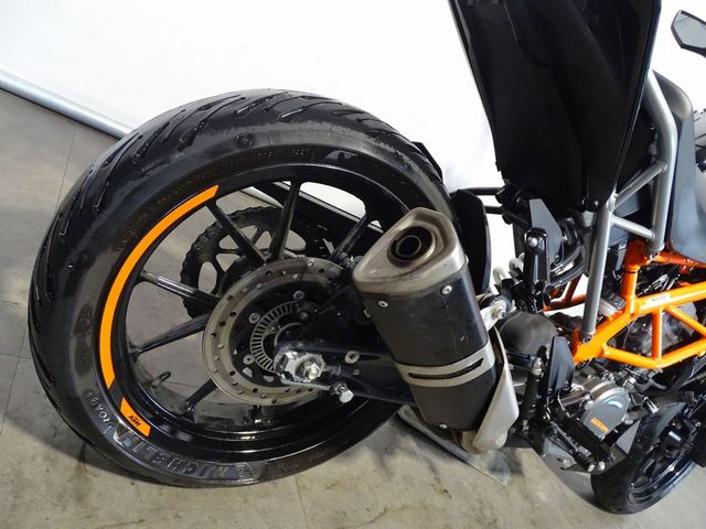 ktm - 125-duke