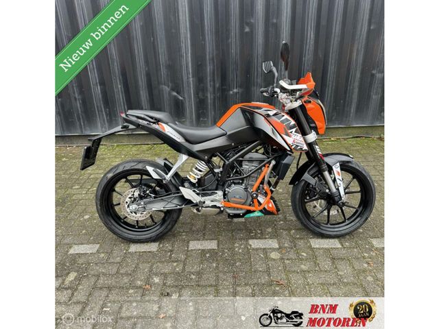 ktm - 125-duke