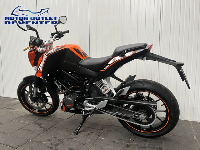 ktm - 125-duke