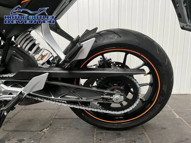 ktm - 125-duke