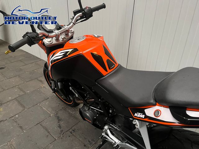 ktm - 125-duke