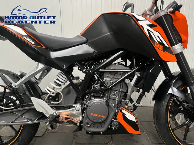 ktm - 125-duke