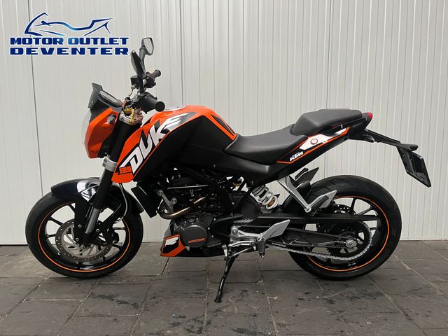 ktm - 125-duke