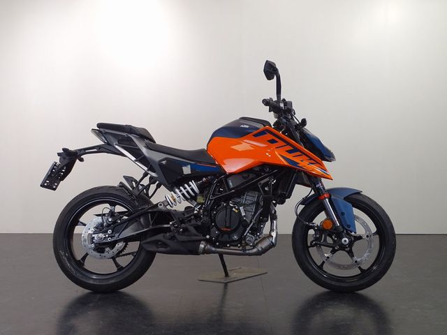 ktm - 125-duke