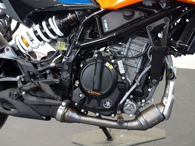 ktm - 125-duke