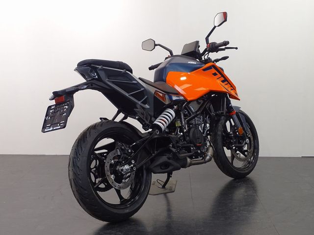 ktm - 125-duke