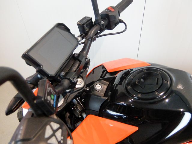 ktm - 125-duke