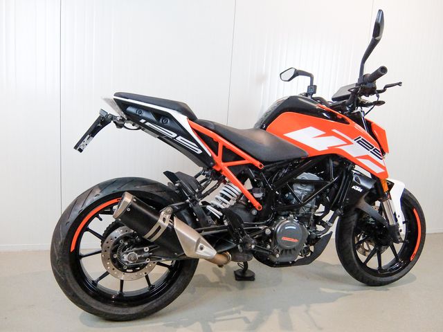 ktm - 125-duke