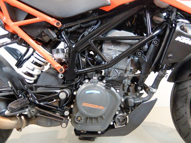 ktm - 125-duke