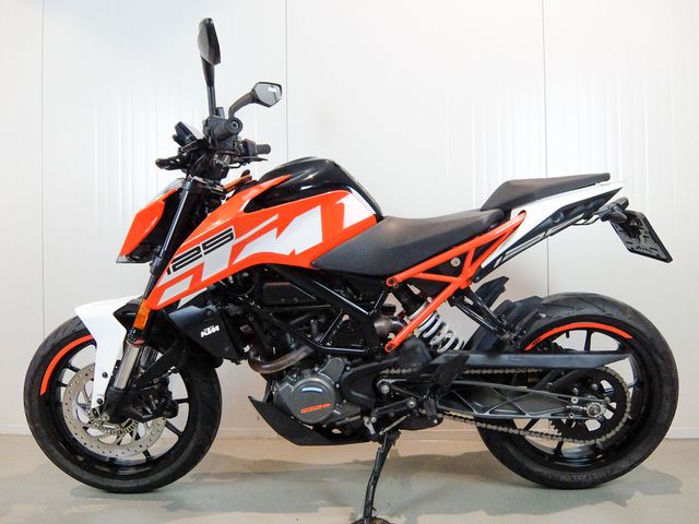 ktm - 125-duke