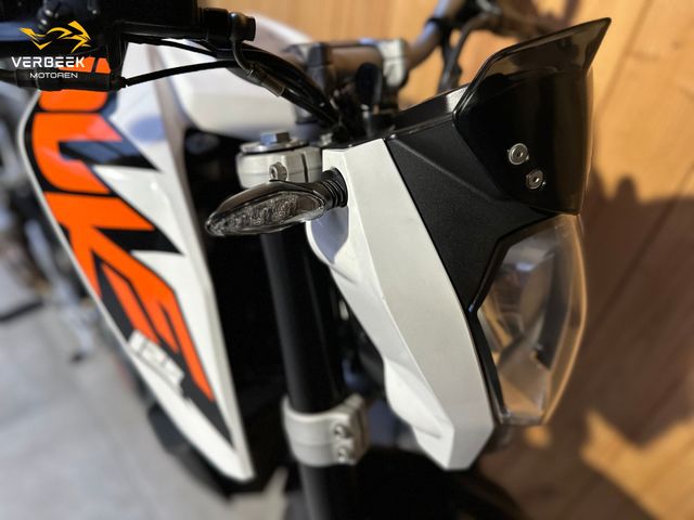 ktm - 125-duke