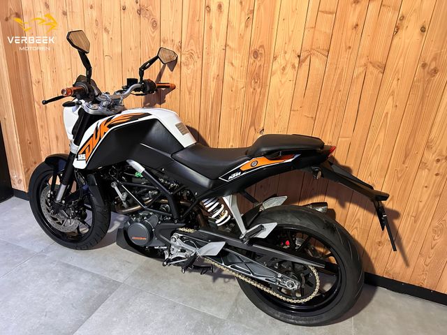 ktm - 125-duke