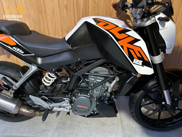 ktm - 125-duke